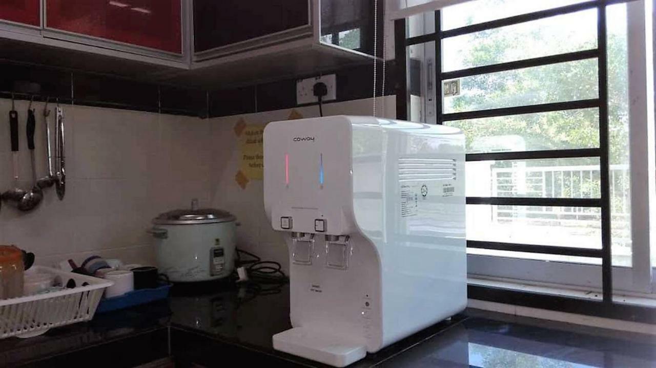 ImpianaCasa Kluang Homestay Luaran gambar